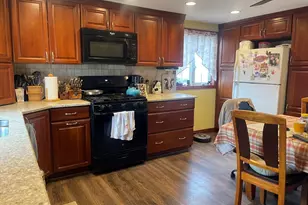 72 N Wheaton Ave, Seekonk, MA 02771 - Photo 11