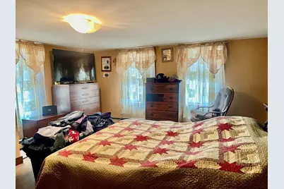 72 North Wheaton Avenue, Seekonk, MA 02771 - Photo 17