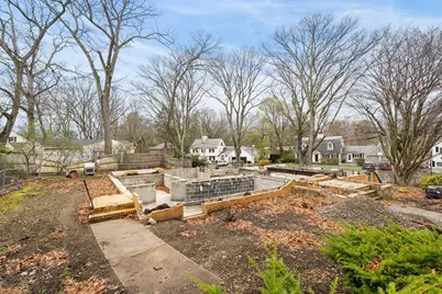 73 Beverly Road, Brookline, MA 02467 - Photo 3
