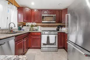 96 Star St, Fall River, MA 02724 - Photo 9