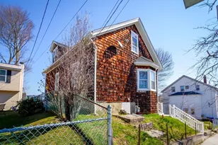 546 Snell St, Fall River, MA 02721 - Photo 3