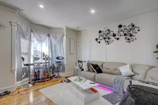 546 Snell St, Fall River, MA 02721 - Photo 7