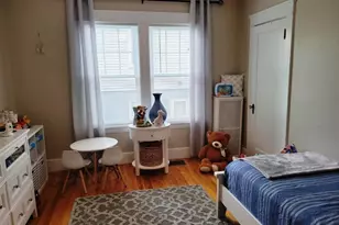 352 Chandler St, Worcester, MA 01602 - Photo 9