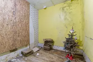 147 Plymouth St, Carver, MA 02330 - Photo 9