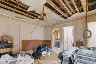 147 Plymouth St, Carver, MA 02330 - Photo 5