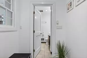 12 Melrose St, Boston, MA 02116 - Photo 19