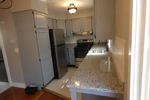 98 Maple St, Gardner, MA 01440 - Photo 5
