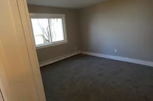 98 Maple St, Gardner, MA 01440 - Photo 9