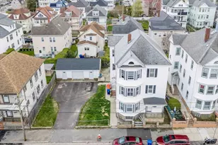 32 Sagamore St, New Bedford, MA 02740 - Photo 3