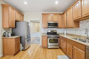 91 Buttercup Ln, Grafton, MA 01560 - Photo 13