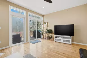 91 Buttercup Ln, Grafton, MA 01560 - Photo 9