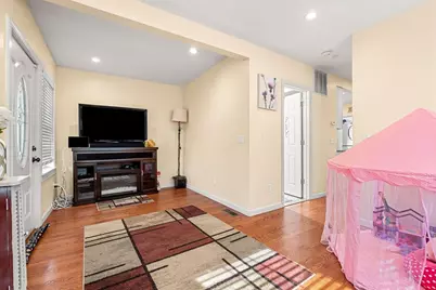 883 Grinnell St, Fall River, MA 02721 - Photo 23