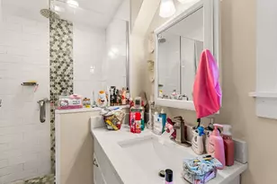 883 Grinnell St, Fall River, MA 02721 - Photo 9