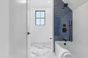 5 Lisa St, Burlington, MA 01803 - Photo 27