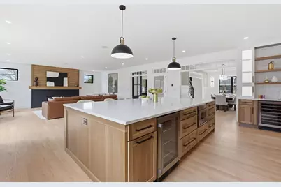 5 Lisa St, Burlington, MA 01803 - Photo 5