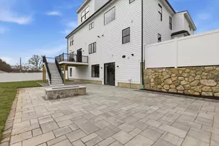 5 Lisa St, Burlington, MA 01803 - Photo 37
