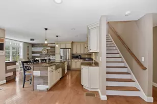 32-1/2 E Howland Rd, Freetown, MA 02717 - Photo 17