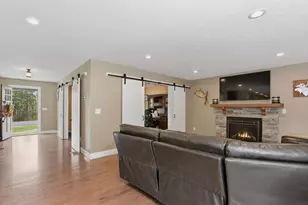 32-1/2 E Howland Rd, Freetown, MA 02717 - Photo 5