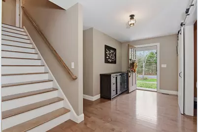 32-1/2 E Howland Rd, Freetown, MA 02717 - Photo 5