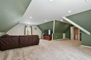 32-1/2 E Howland Rd, Freetown, MA 02717 - Photo 31