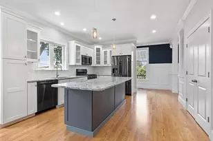 24 Church St, Wakefield, MA 01880 - Photo 3