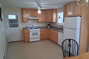 43 Robin Rd, Worcester, MA 01604 - Photo 7