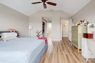 806 Ledgewood Way, Clinton, MA 01510 - Photo 21