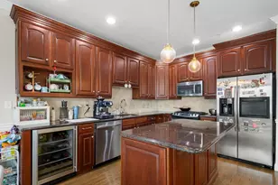 806 Ledgewood Way, Clinton, MA 01510 - Photo 17