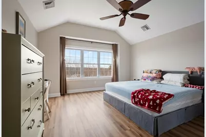 806 Ledgewood Way #806, Clinton, MA 01510 - Photo 19