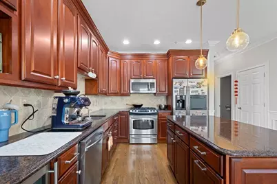 806 Ledgewood Way #806, Clinton, MA 01510 - Photo 7