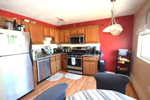 7 Fernview Ave, North Andover, MA 01845 - Photo 9
