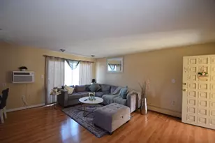 7 Fernview Ave, North Andover, MA 01845 - Photo 7