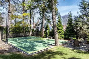 191 Newton St, Brookline, MA 02445 - Photo 3