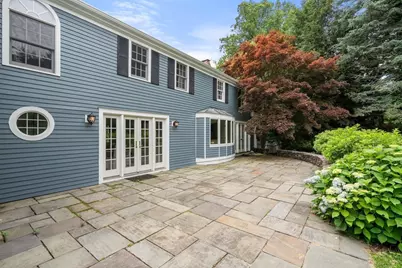 191 Newton St, Brookline, MA 02445 - Photo 25