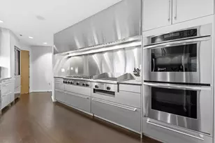 9 W Broadway, Boston, MA 02127 - Photo 17