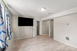 19 Rosewood Ave, Billerica, MA 01821 - Photo 25