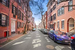 70 Revere St, Boston, MA 02114 - Photo 23