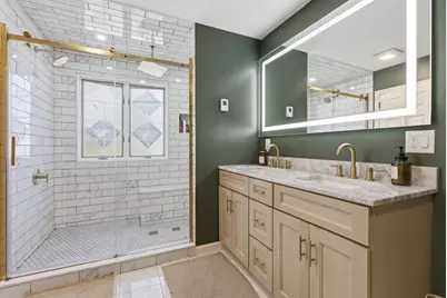 28 Lancelot Ct, Norwood, MA 02062 - Photo 23