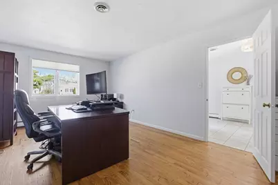 28 Lancelot Ct, Norwood, MA 02062 - Photo 5