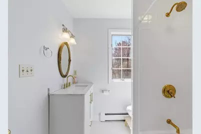 28 Lancelot Ct, Norwood, MA 02062 - Photo 17