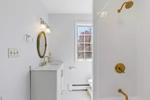 28 Lancelot Ct, Norwood, MA 02062 - Photo 17