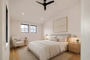 17 S Waverly St, Boston, MA 02135 - Photo 19