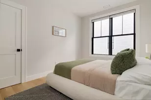 17 S Waverly St, Boston, MA 02135 - Photo 15
