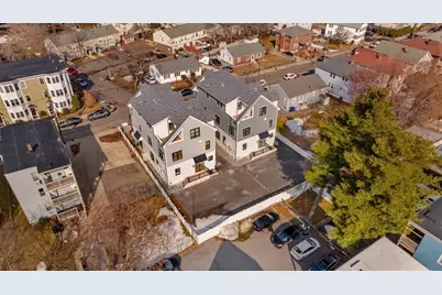 17 South Waverly St, Boston, MA 02135 - Photo 25
