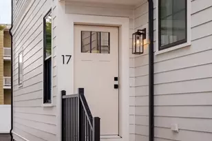 17 S Waverly St, Boston, MA 02135 - Photo 3