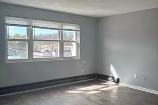90 Ford St, Lynn, MA 01904 - Photo 3