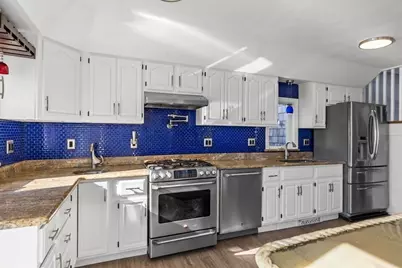 36 Ocean St, Marshfield, MA 02050 - Photo 13