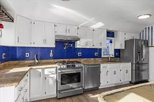 36 Ocean St, Marshfield, MA 02050 - Photo 13