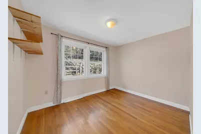 525 Winthrop St, Medford, MA 02155 - Photo 15