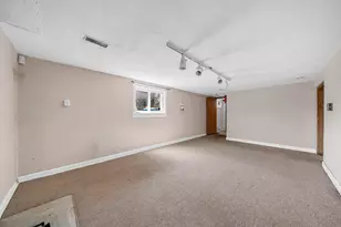 525 Winthrop St, Medford, MA 02155 - Photo 31